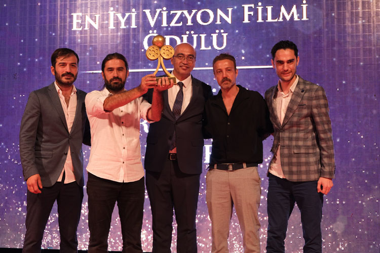 Uluslararası İzmir Film Festivali'nde Ödüller Sahiplerini Buldu 